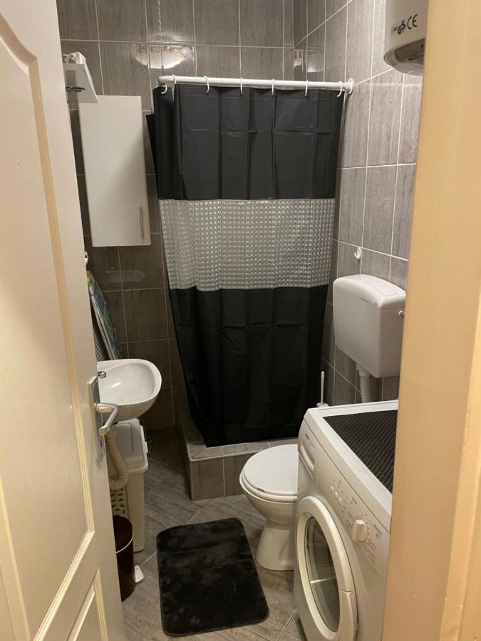 Studio Apartment For Rent In Budva Exterior photo